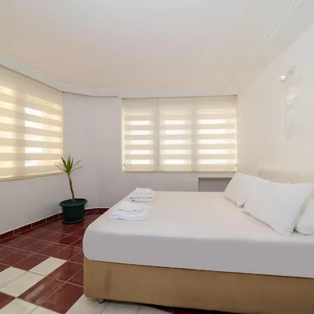 Apartment Peaceful Flat Near Trendy Attractions In Muratpasa