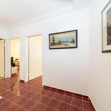 Apartment Peaceful Flat Near Trendy Attractions In Muratpasa Antalya